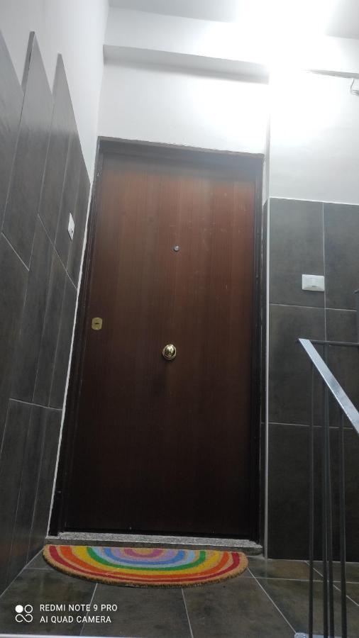 Annachiara House Bed & Breakfast Napoli Bagian luar foto