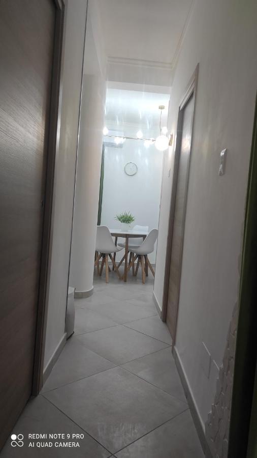 Annachiara House Bed & Breakfast Napoli Bagian luar foto